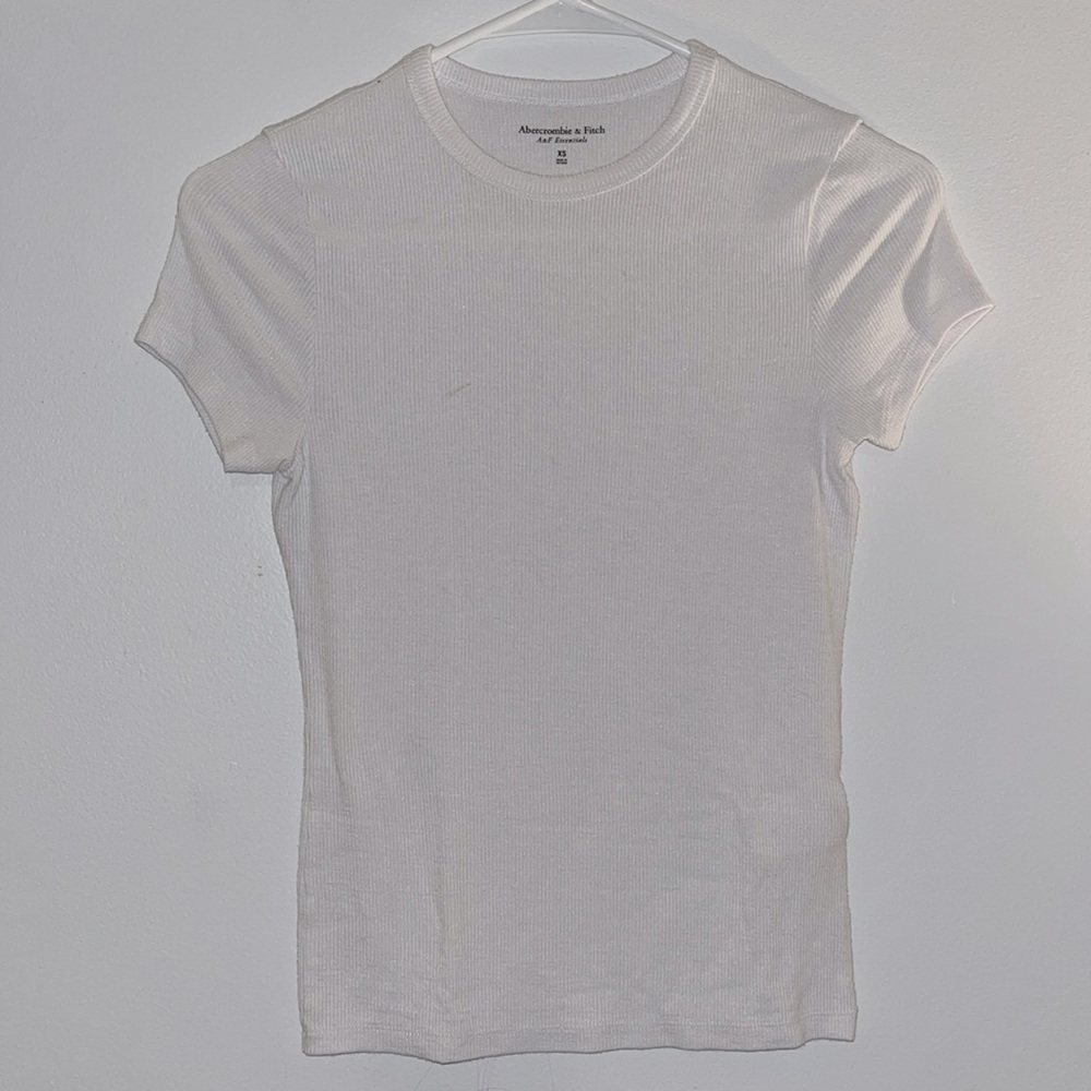 Abercrombie & Fitch essential white ribbed tee XS